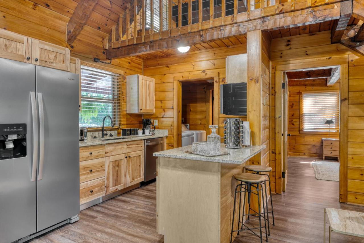 The Dudley Cabins By Avantstay Севьервилл Экстерьер фото