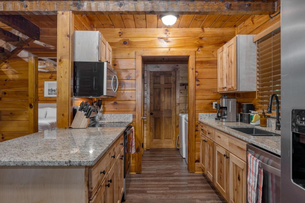 The Dudley Cabins By Avantstay Севьервилл Экстерьер фото
