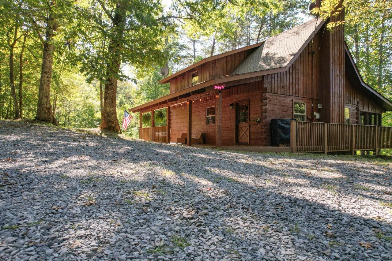 The Dudley Cabins By Avantstay Севьервилл Экстерьер фото